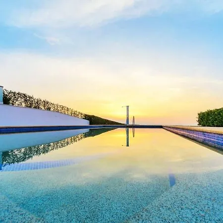Sunset Villa Hanioti Exterior photo